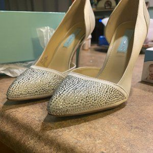 Betsy Johnson Blue Wedding/Bridal/Heels/ Shoes 8.5 party, New Years